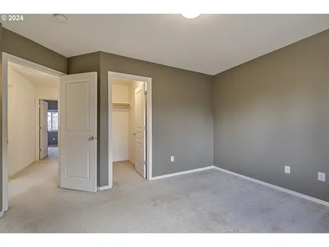 1486 SW Binford Lake Parkway Gresham OR 97080