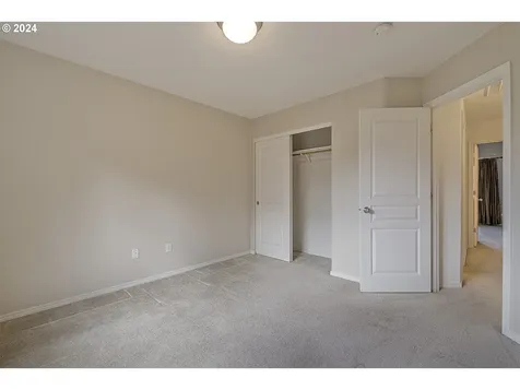 1486 SW Binford Lake Parkway Gresham OR 97080