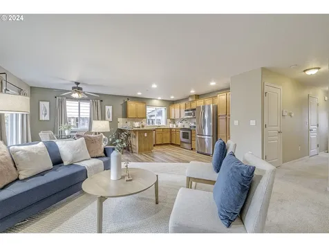 1486 SW Binford Lake Parkway Gresham OR 97080