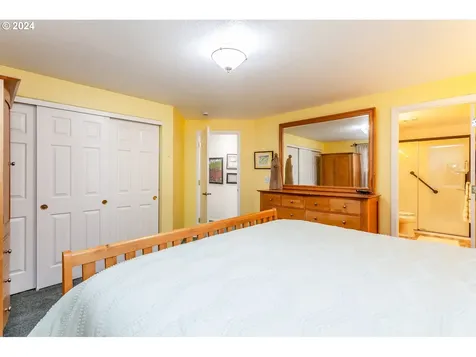 3735 Ne 107th Place Portland OR 97220