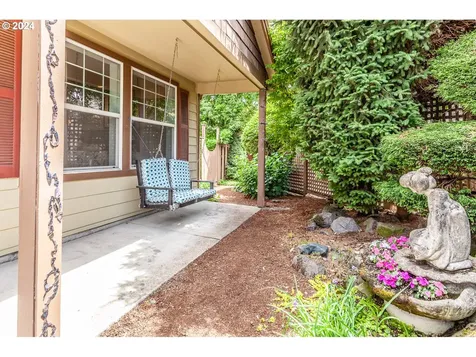 3735 Ne 107th Place Portland OR 97220