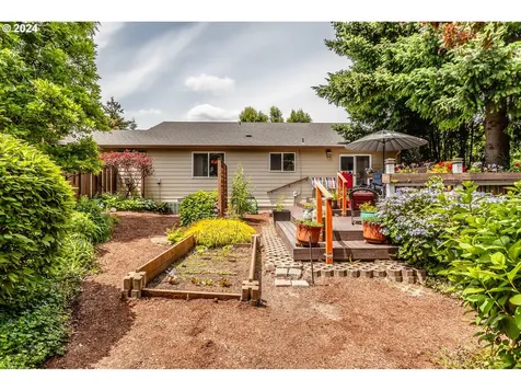 3735 Ne 107th Place Portland OR 97220