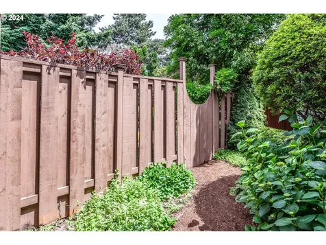 3735 Ne 107th Place Portland OR 97220