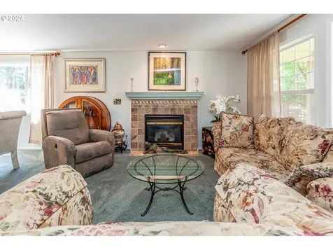 3735 Ne 107th Place Portland OR 97220