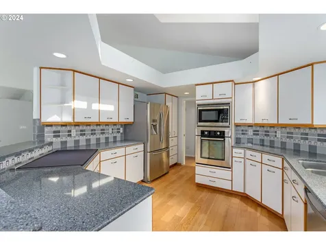 3320 Se Baypoint Drive Vancouver WA 98683