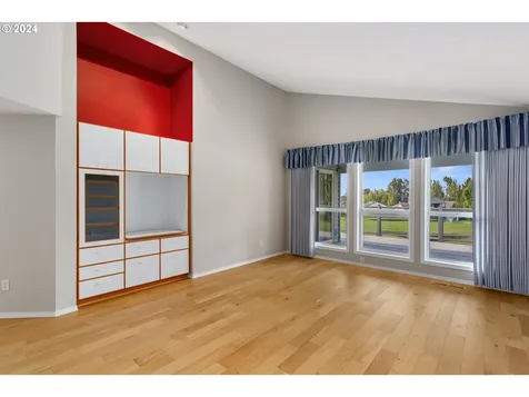 3320 Se Baypoint Drive Vancouver WA 98683