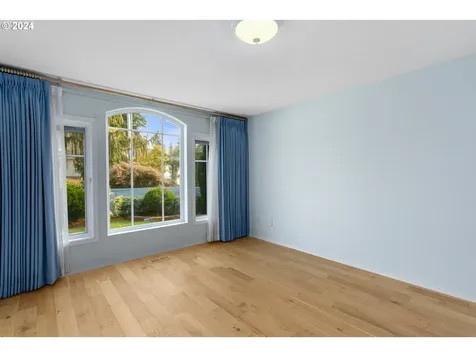 3320 Se Baypoint Drive Vancouver WA 98683