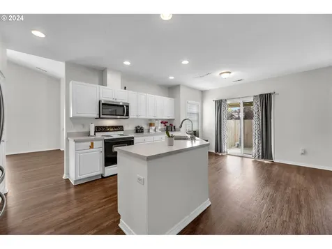 1316 Nw 19th Court Battle Ground WA 98604