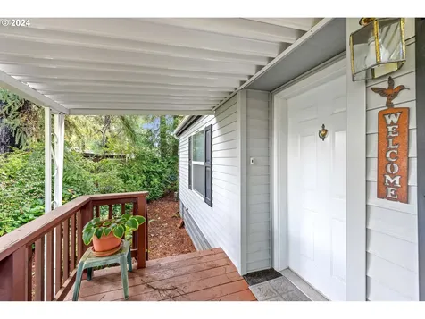 555 Shorepines Court Coos Bay OR 97420