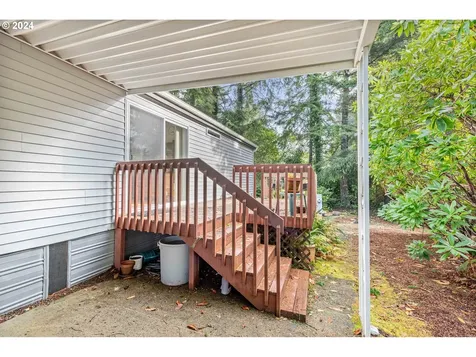 555 Shorepines Court Coos Bay OR 97420
