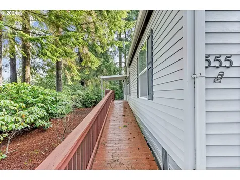 555 Shorepines Court Coos Bay OR 97420