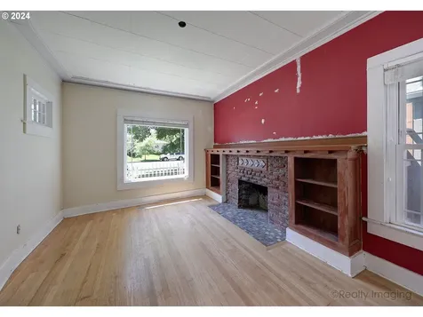 6535 Se Woodstock Boulevard Portland OR 97206