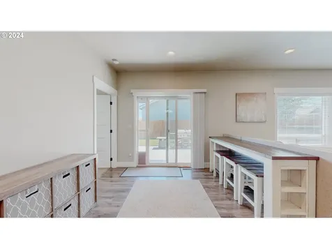 901 SW Coyote Drive Hermiston OR 97838
