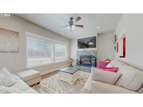 901 SW Coyote Drive Hermiston OR 97838