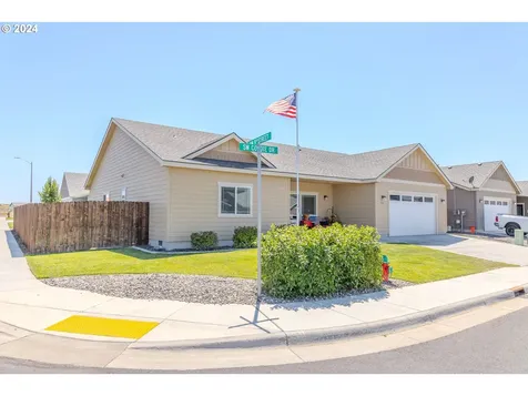 901 SW Coyote Drive Hermiston OR 97838