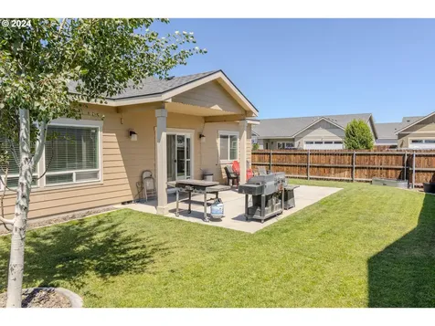 901 SW Coyote Drive Hermiston OR 97838