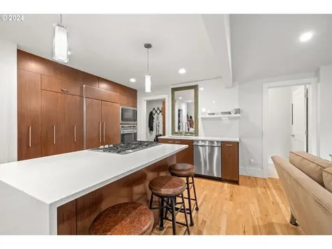 1830 Cloverleaf Road Lake Oswego OR 97034