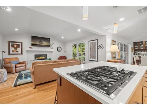 1830 Cloverleaf Road Lake Oswego OR 97034