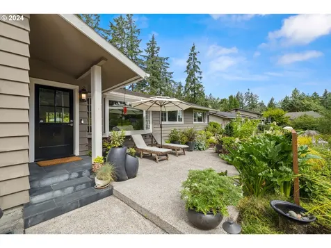 1830 Cloverleaf Road Lake Oswego OR 97034
