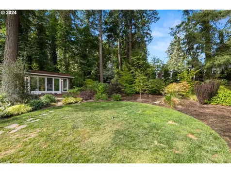 1830 Cloverleaf Road Lake Oswego OR 97034