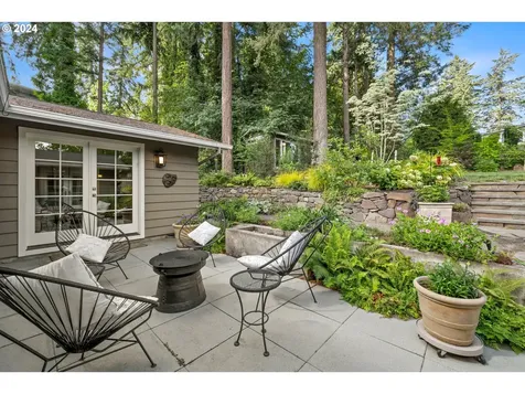 1830 Cloverleaf Road Lake Oswego OR 97034