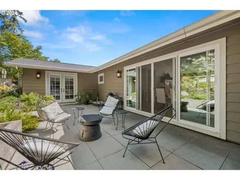 1830 Cloverleaf Road Lake Oswego OR 97034