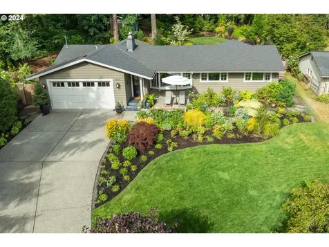 1830 Cloverleaf Road Lake Oswego OR 97034