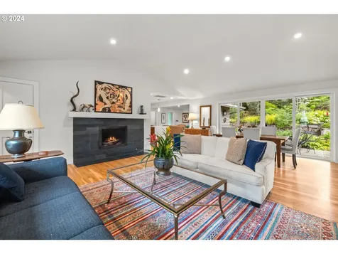 1830 Cloverleaf Road Lake Oswego OR 97034