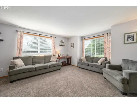 2311 SW Howard Drive Mcminnville OR 97128