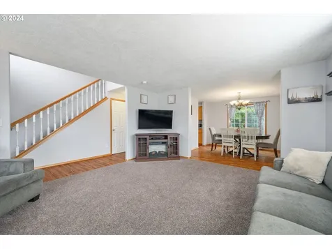 2311 SW Howard Drive Mcminnville OR 97128