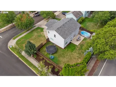 2311 SW Howard Drive Mcminnville OR 97128