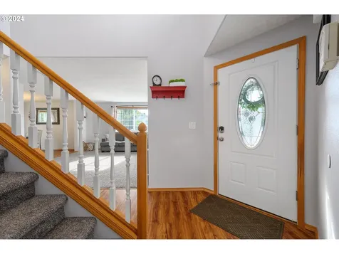 2311 SW Howard Drive Mcminnville OR 97128