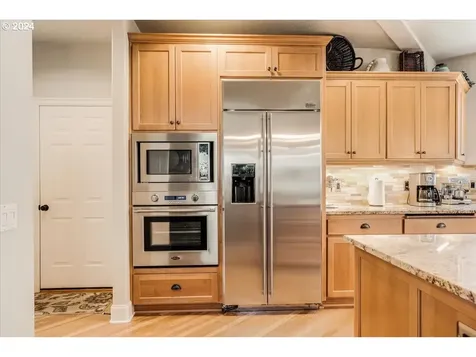 4181 Se Augusta Way Gresham OR 97080