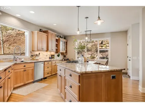 4181 Se Augusta Way Gresham OR 97080
