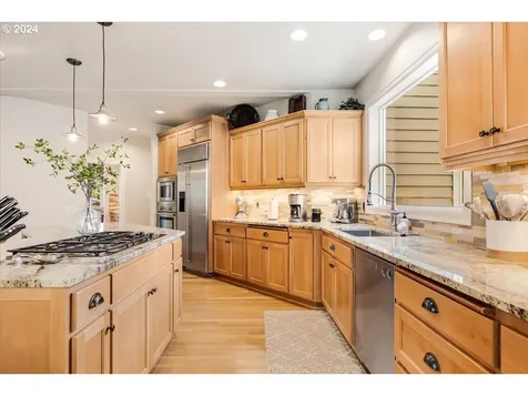 4181 Se Augusta Way Gresham OR 97080