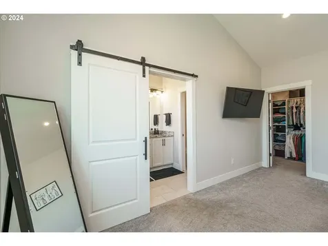 248 SW 18th Avenue Canby OR 97013