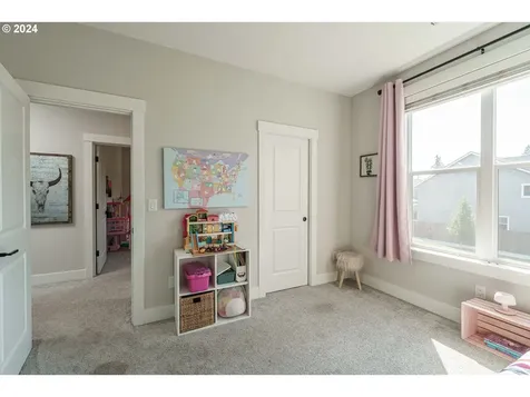 248 SW 18th Avenue Canby OR 97013