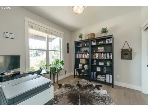 248 SW 18th Avenue Canby OR 97013