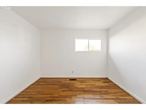 2183 Lombard Street North Bend OR 97459