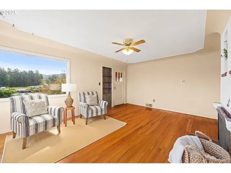 1650 N Roosevelt Drive Seaside OR 97138