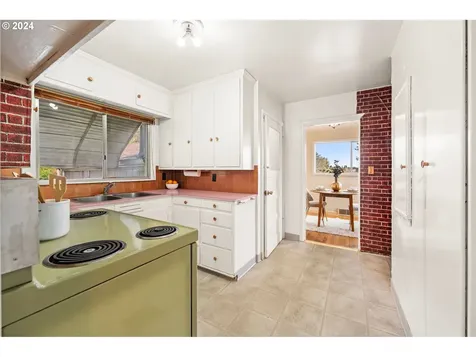 1650 N Roosevelt Drive Seaside OR 97138