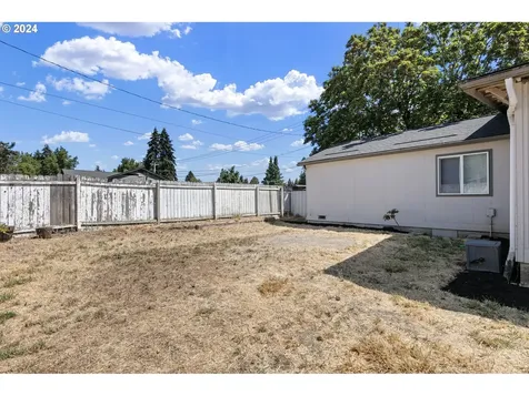 2036 Dakota Street Eugene OR 97402