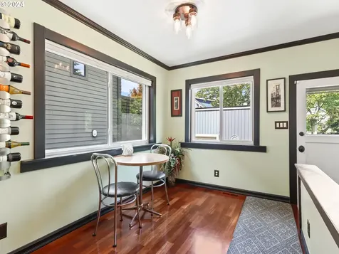3811 Se Harrison Street Portland OR 97214
