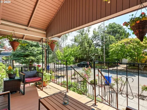 3811 Se Harrison Street Portland OR 97214