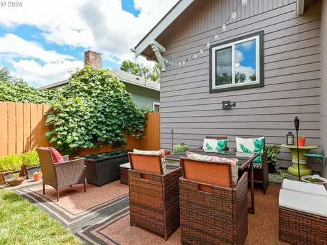 3811 Se Harrison Street Portland OR 97214