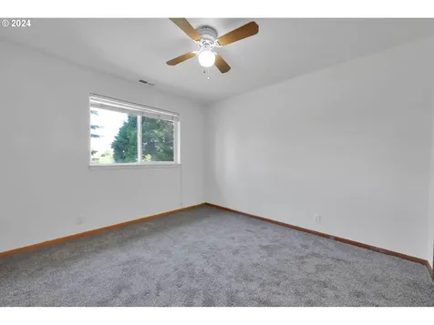 1423 Skipper Avenue Eugene OR 97404