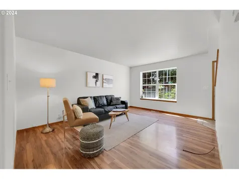 1423 Skipper Avenue Eugene OR 97404