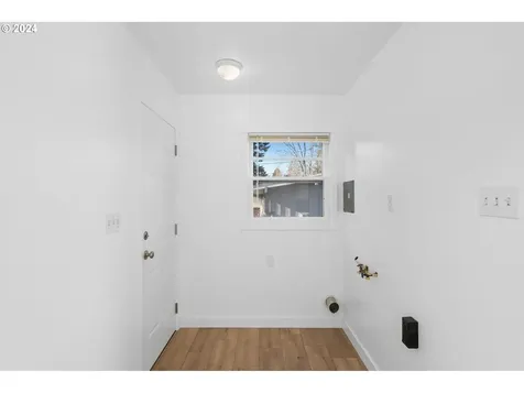17132 SE Stephens Street Portland OR 97233