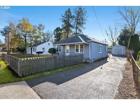 17132 SE Stephens Street Portland OR 97233