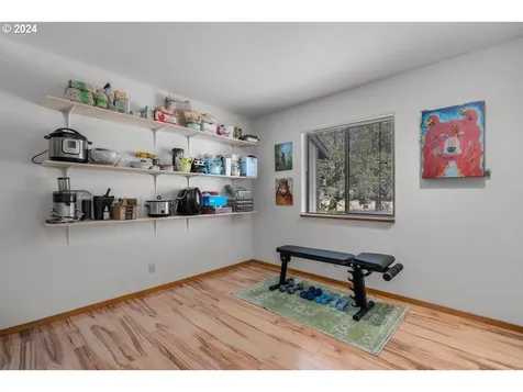 3758 Sw 32nd Street Redmond OR 97756